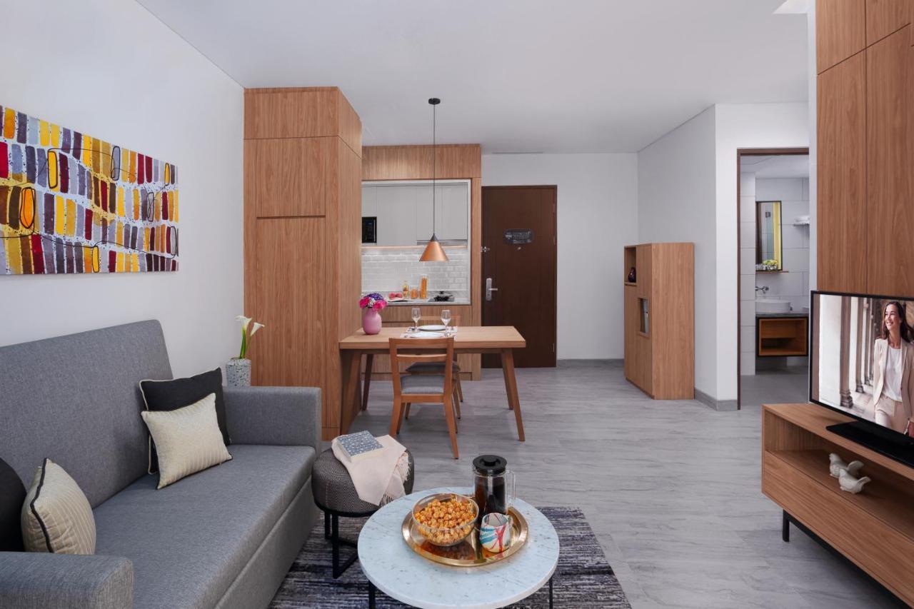 One-Bedroom Executive,1297377757:JPEG
